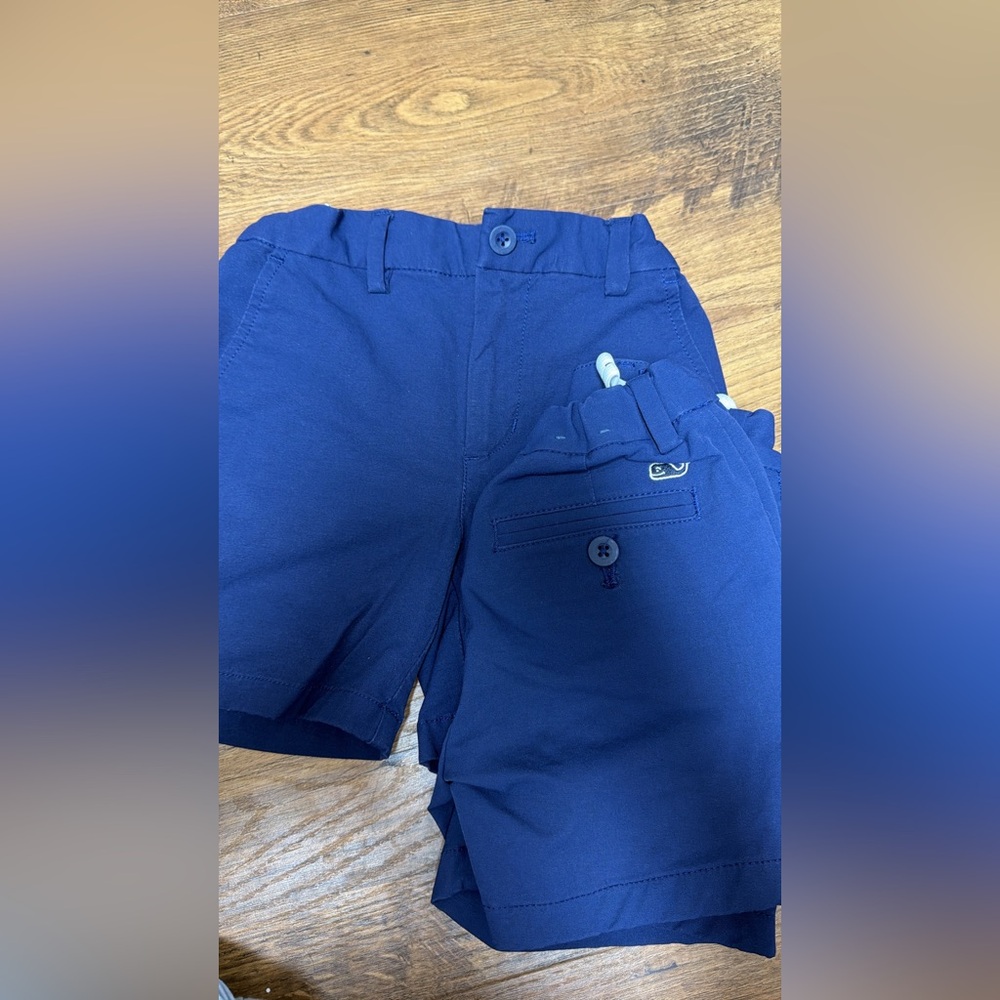 Boys Vineyard Vines 3t shorts